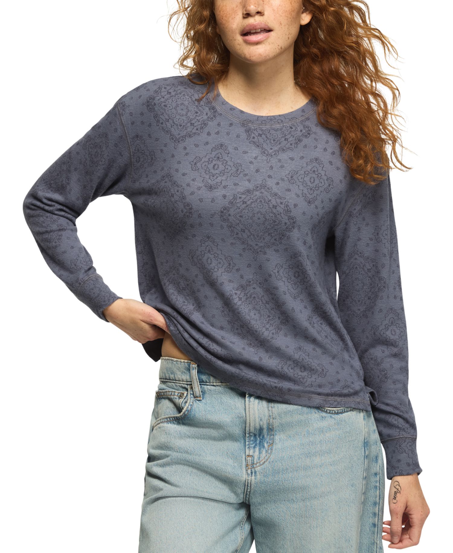 Women's Cloud Long-Sleeve Crewneck T-Shirt
