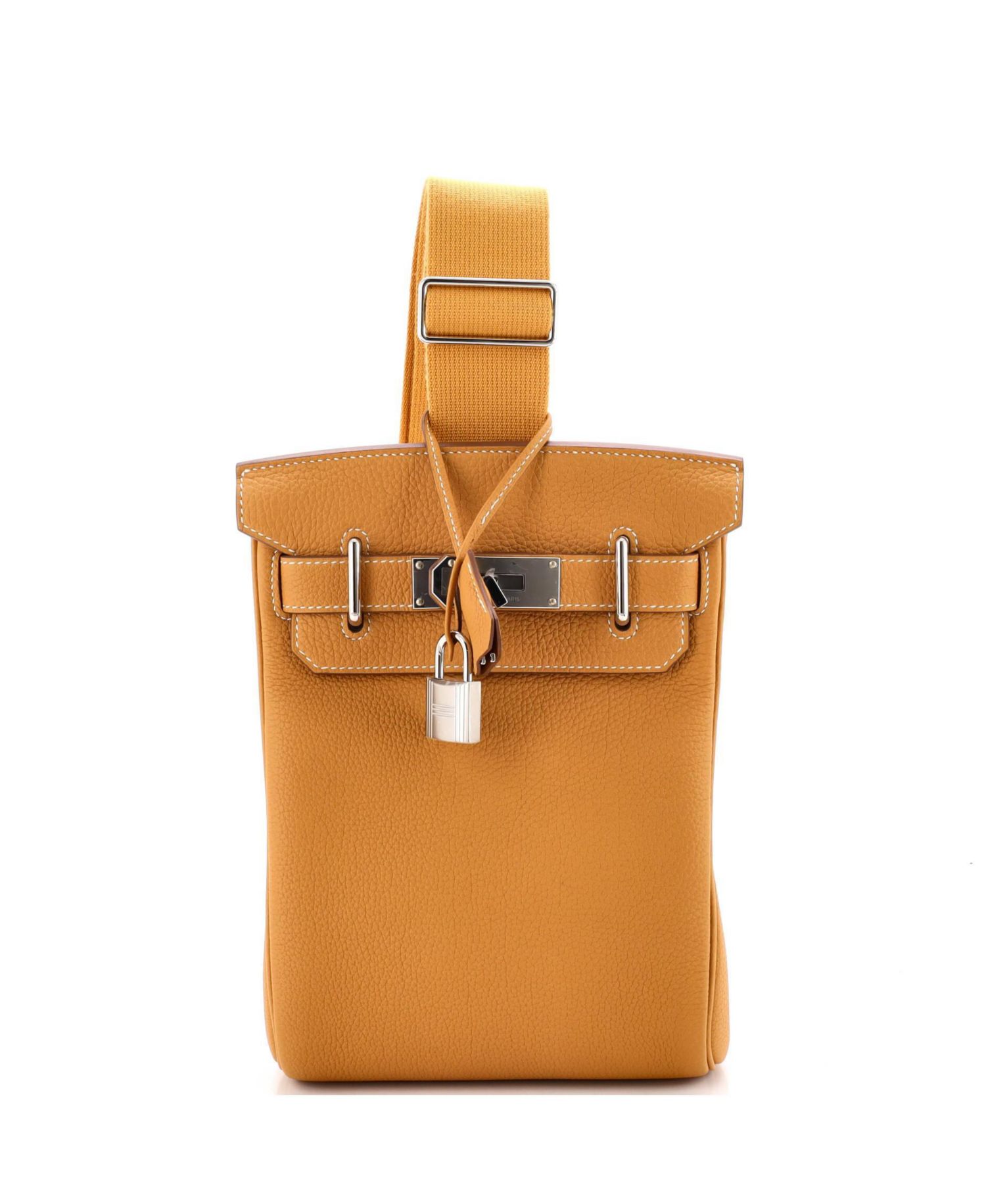 Pre-Owned Hermes PM Hac a Dos Backpack Togo