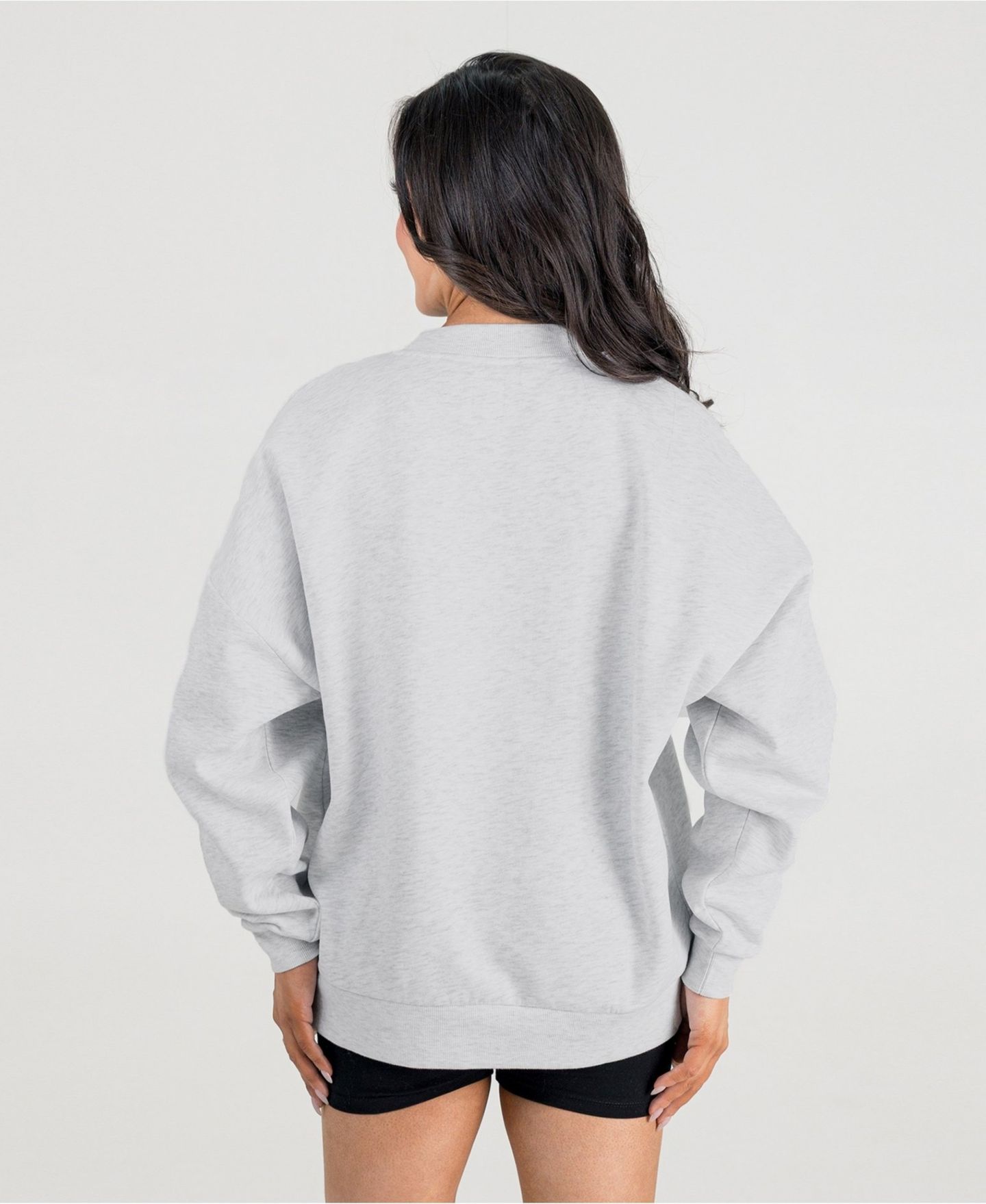 Женская толстовка Gameday Couture Ash Carolina Panthers Fierce Focus Premium Oversized Fleece Pullover — фото 3