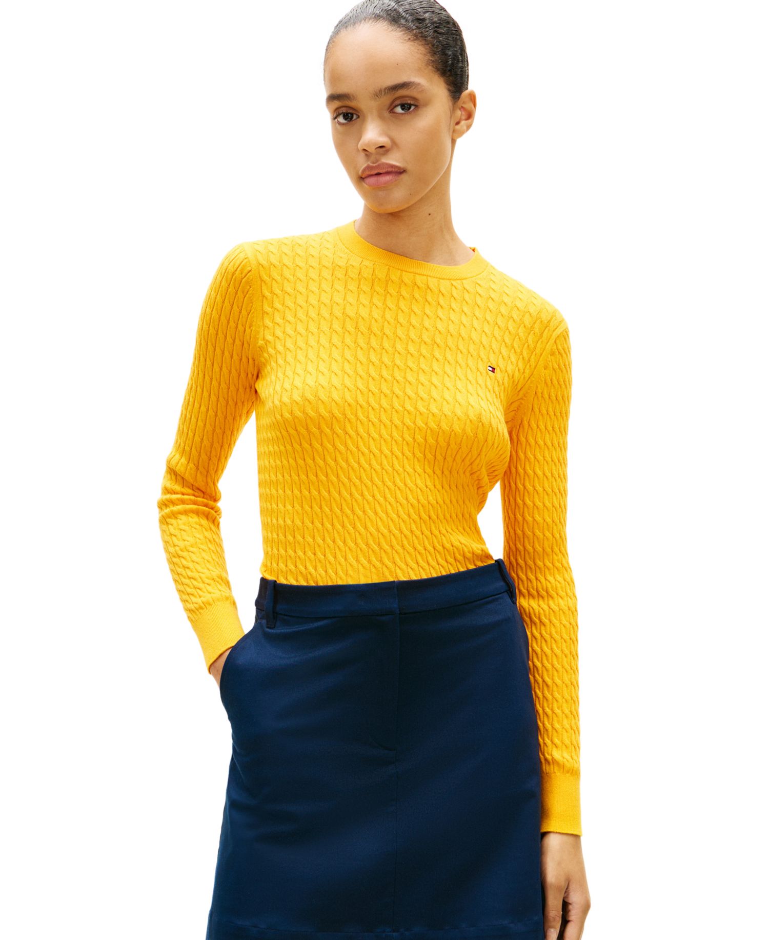 Women's Fine Gauge Cable Crewneck Sweater