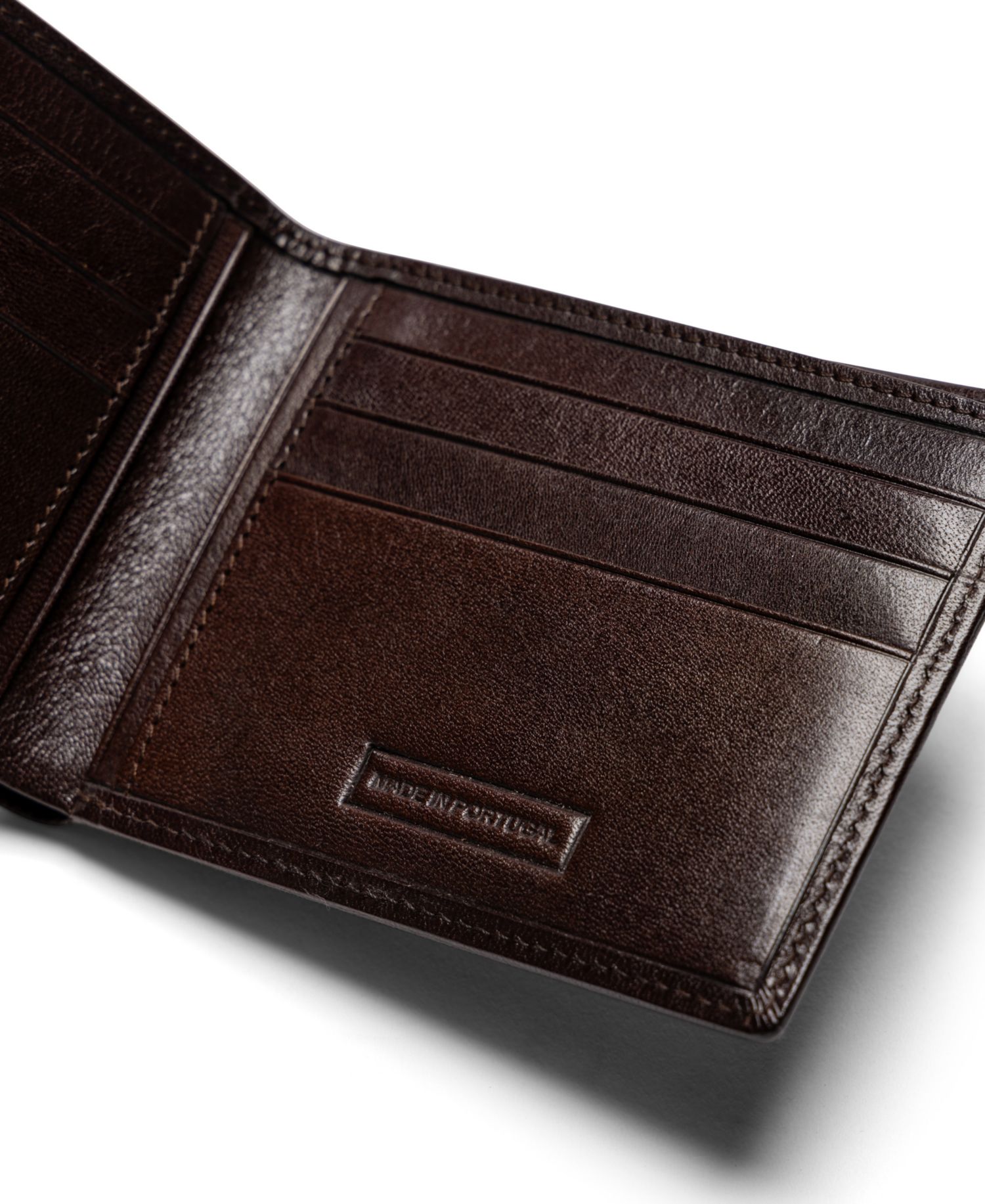 Men's Wakefield Leather Bi-Fold Wallet