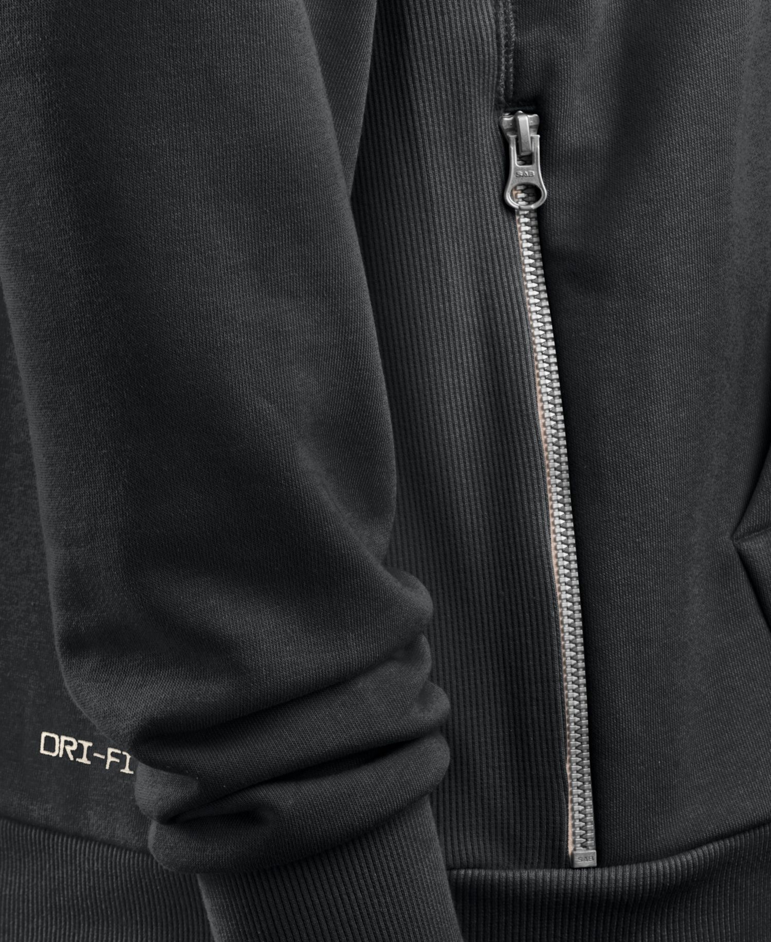 Men's Black Dallas Cowboys 2026 Salute to Service Sideline Pullover Hoodie