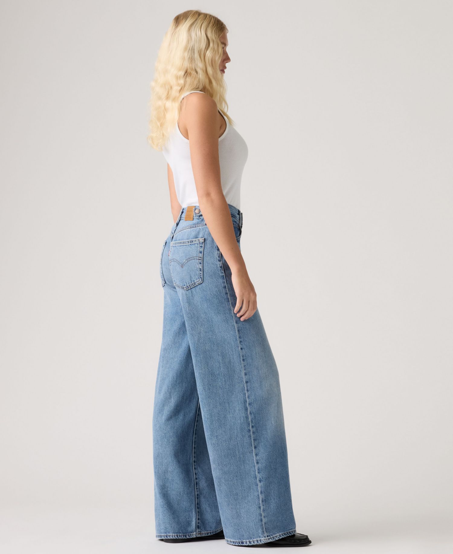 Premium Women's Cinch High-Rise Wide-Leg Jeans