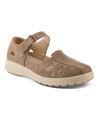 Women's Otero Mary Jane Shoes with Adjustable Hook Closure