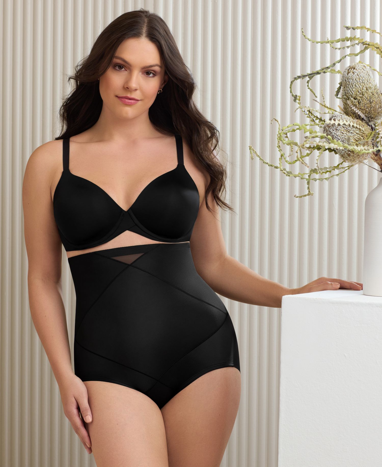 Instant Tummy Tuck Extra Firm High-Waist Brief 2415