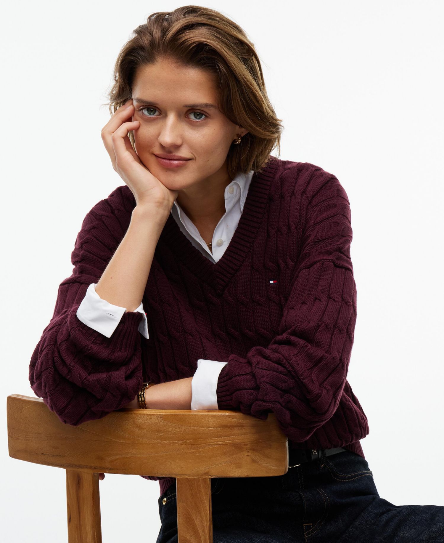Women's Cable-Knit V-Neck Long-Sleeve Sweater