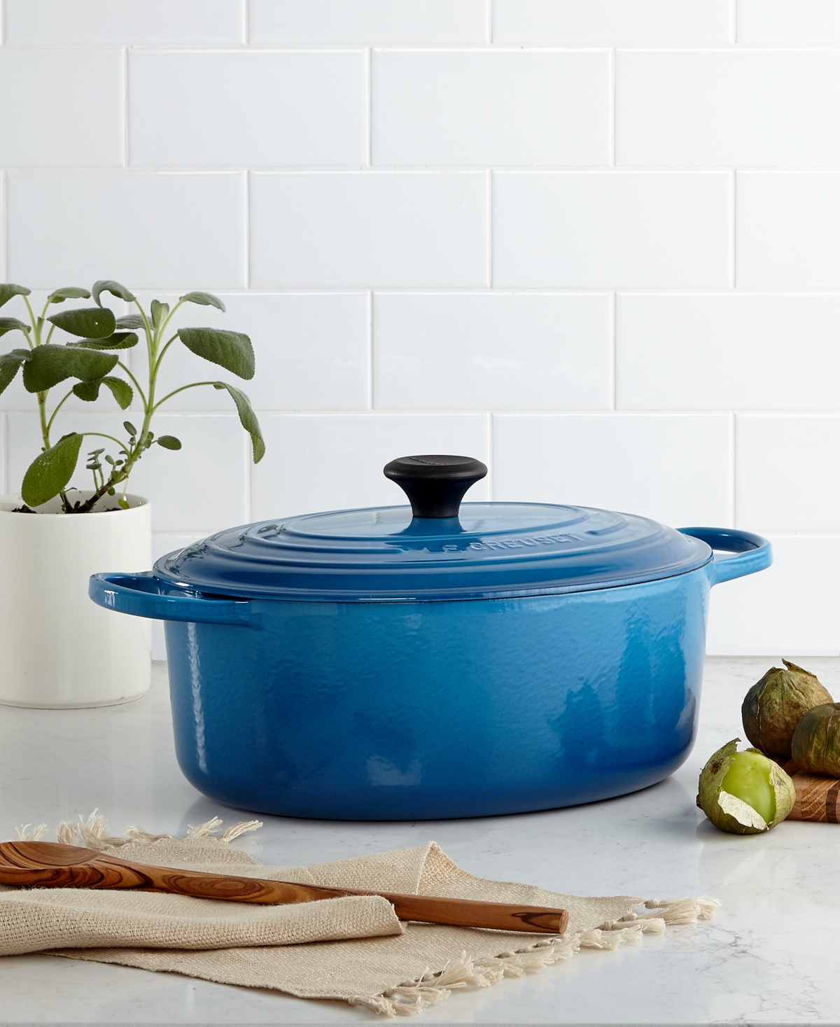Le Creuset Signature Enameled Cast Iron 6.75 Qt. Oval French Oven In Marseille