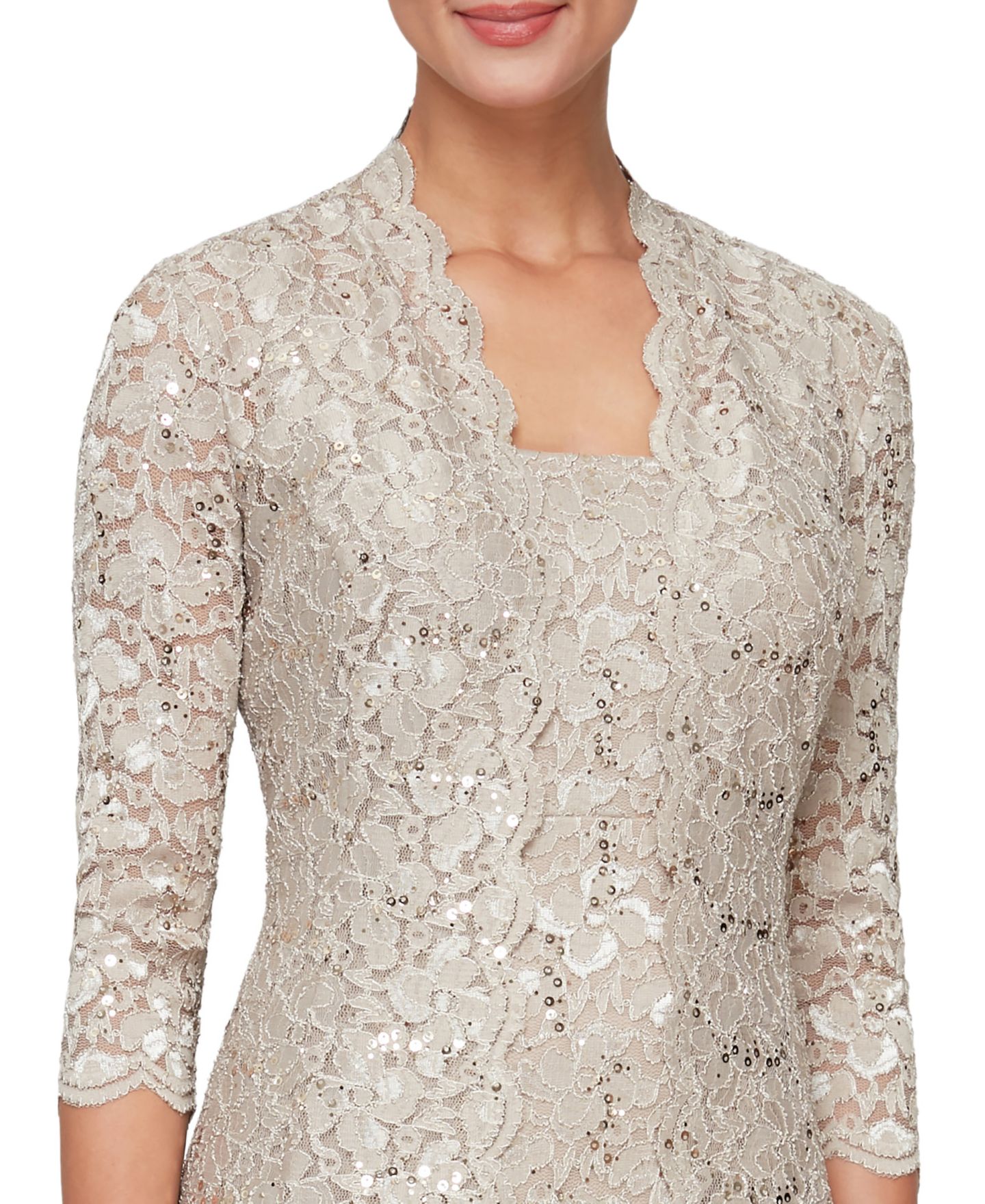 Женские платья SL Fashions Petite Long Fit & Flare Sequins Scoop Neck Lace Dress and Jacket, 2-Piece Set, цвет: Шампань — фото 3