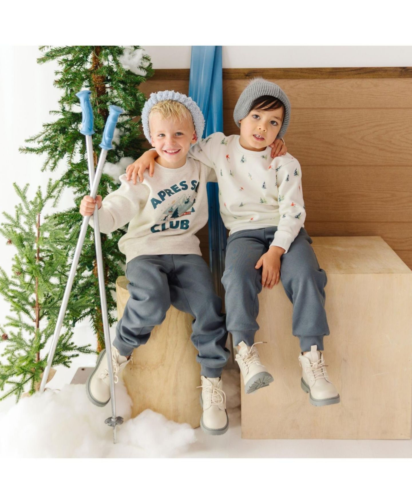 Толстовка Sweet Wink Ski Day Cotton-Blend Crewneck Long-Sleeve для мальчиков-малышей, цвет: Слоновая кость — фото 4