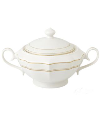 La Luna Collection Bone China Soup Tureen and Lid, Charlotte Design