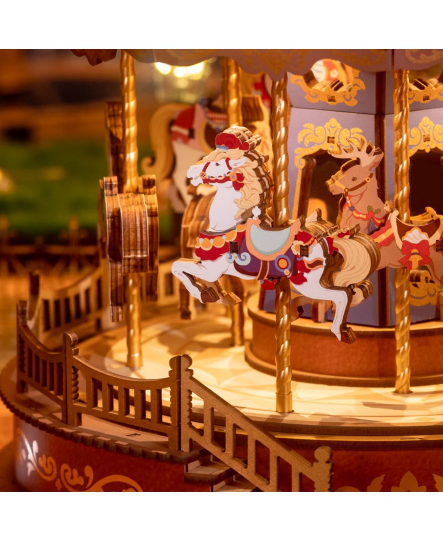 Детский конструктор Robotime Classic Carousel Music Box 3D Wooden Puzzle AMC01 265-Piece Building Set, Ages 14+ — фото 5