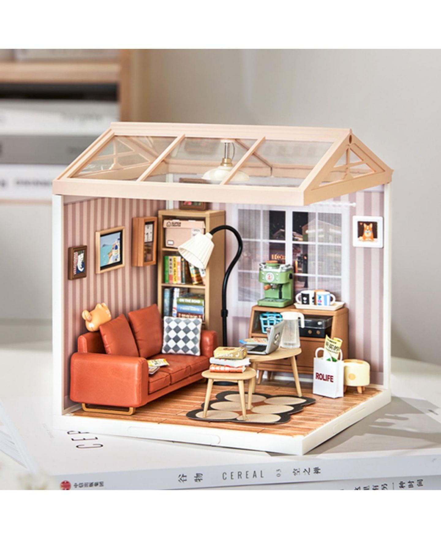 Детские аксессуары для кукол Robotime Cozy Living Lounge Wood Miniature Dollhouse Kit with Detailed Interior, Ages 14+ — фото 2