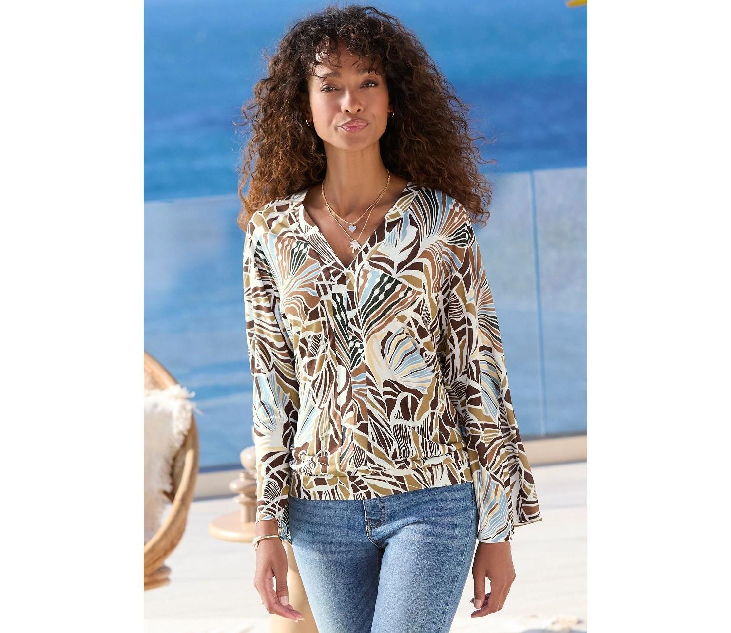 Women's Printed V-Neck Long Dolman-Sleeve Top