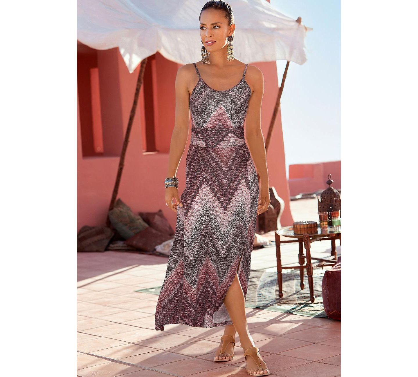 Женское платье Lascana Jersey-Knit Sleeveless Scoop-Neck Maxi, цвет: Бордо разноцветный — фото 2