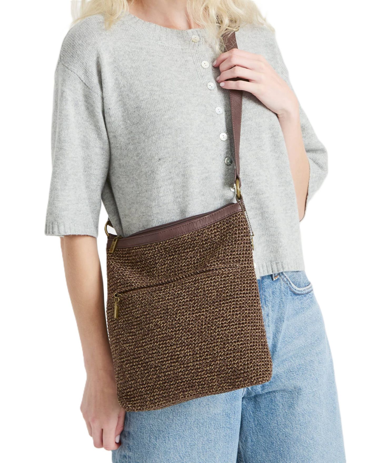 Женская сумка The Sak Lucia Crochet Medium Adjustable Crossbody, цвет: Nutmeg Static — фото 4