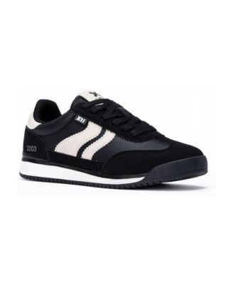 Women's Suede Round-Toe Sneakers