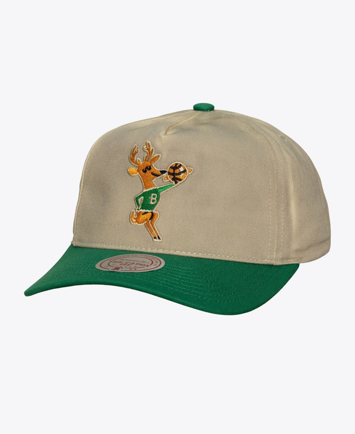 Мужская кепка Mitchell & Ness Cream Milwaukee Bucks Hardwood Classics Retro Roots Snapback Hat — фото 1