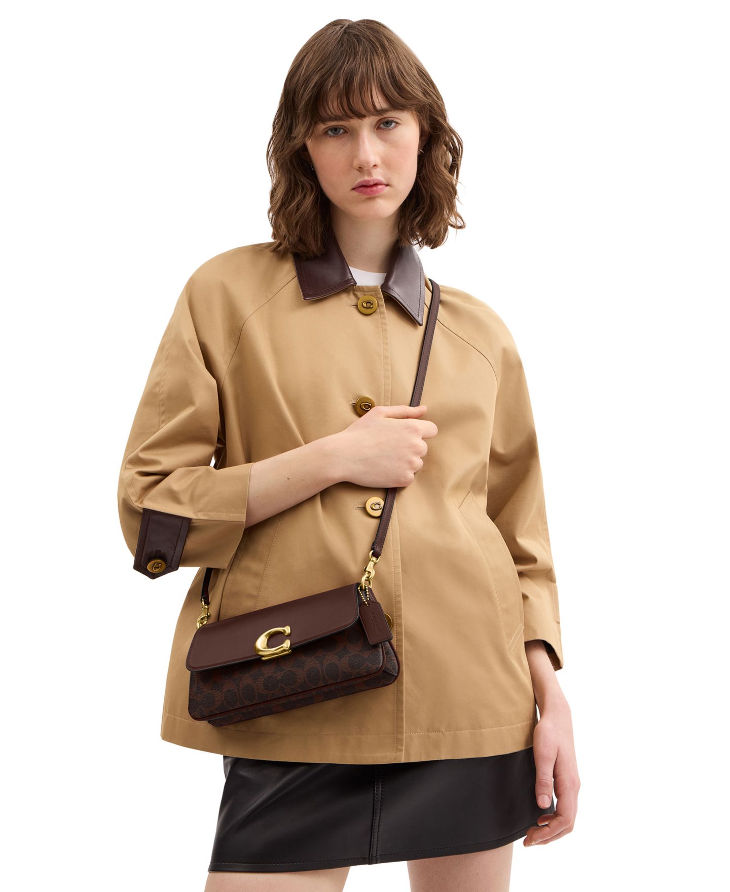 Женская сумка COACH Jet Small Signature Canvas Slim Shoulder, цвет: Латунный / Кленовый — фото 8