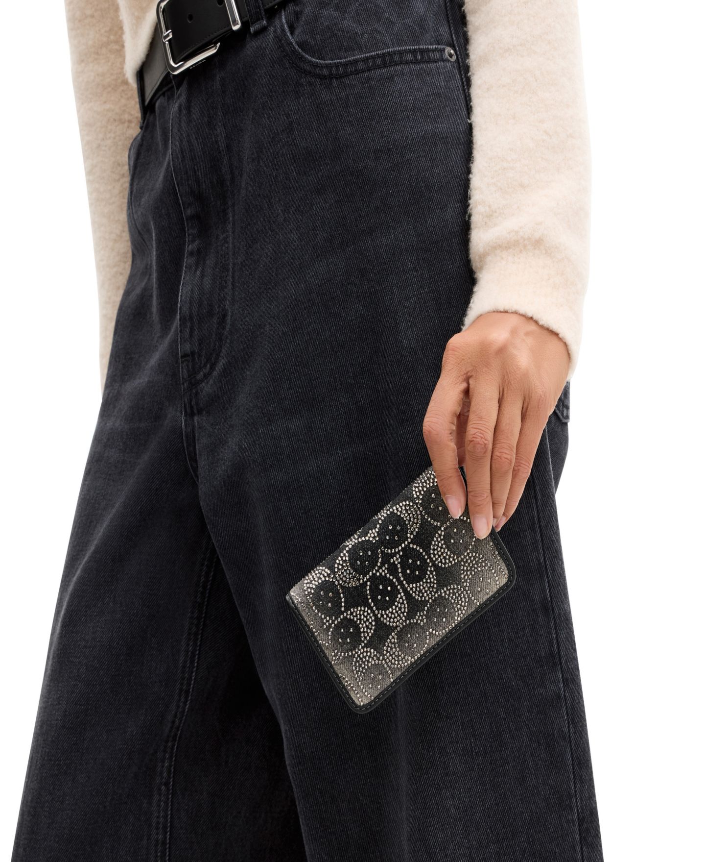 Женский кошелёк COACH Crystal Signature Essential Slim Bifold Card Case, цвет: Серебряный / Чёрный — фото 3