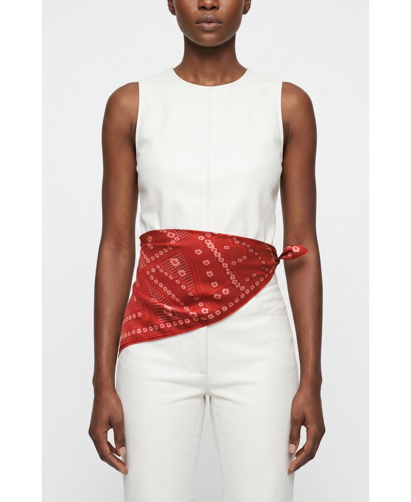 Женский шарф Jessie Zhao New York 25" W x 25" L Scarlet Rhythm Double-Sided Silk, цвет: Красный — фото 4