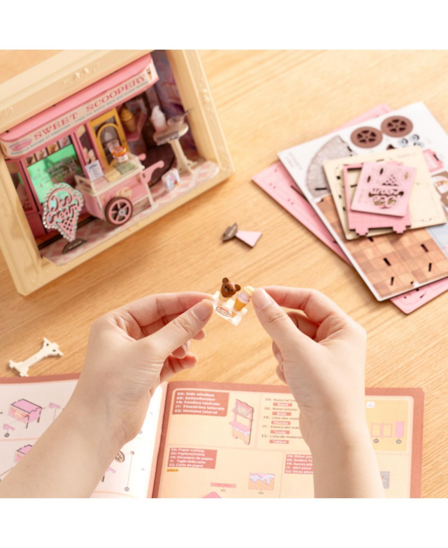 Детские куклы Robotime Sweet Scoopery Ice Cream Shop Wood Shadow Box DIY Kit, Ages 14+ — фото 4