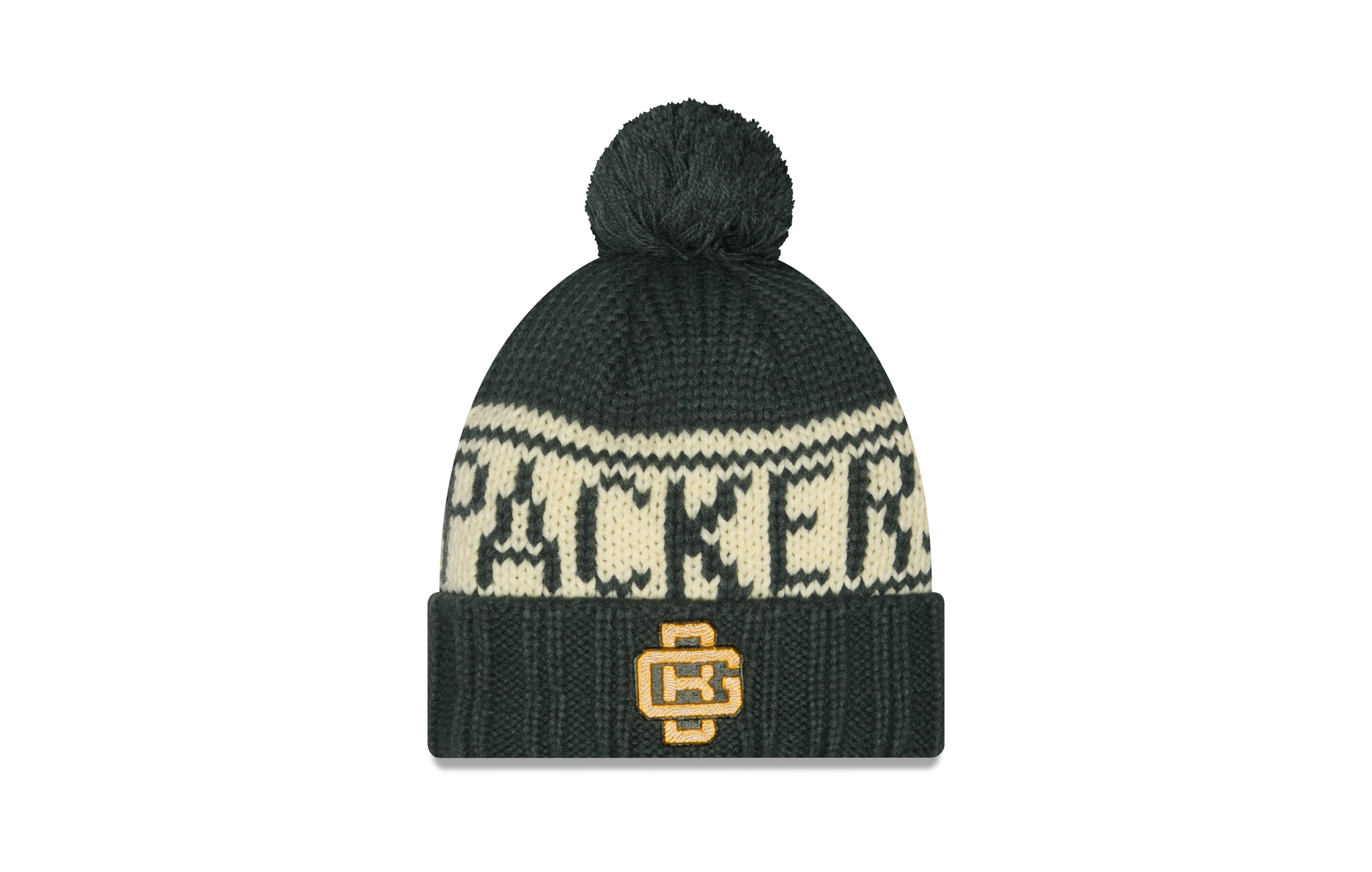 New Era Women's Green Bay Packers 2026 Rivalries Collection Cuffed Knit with Pom Hat