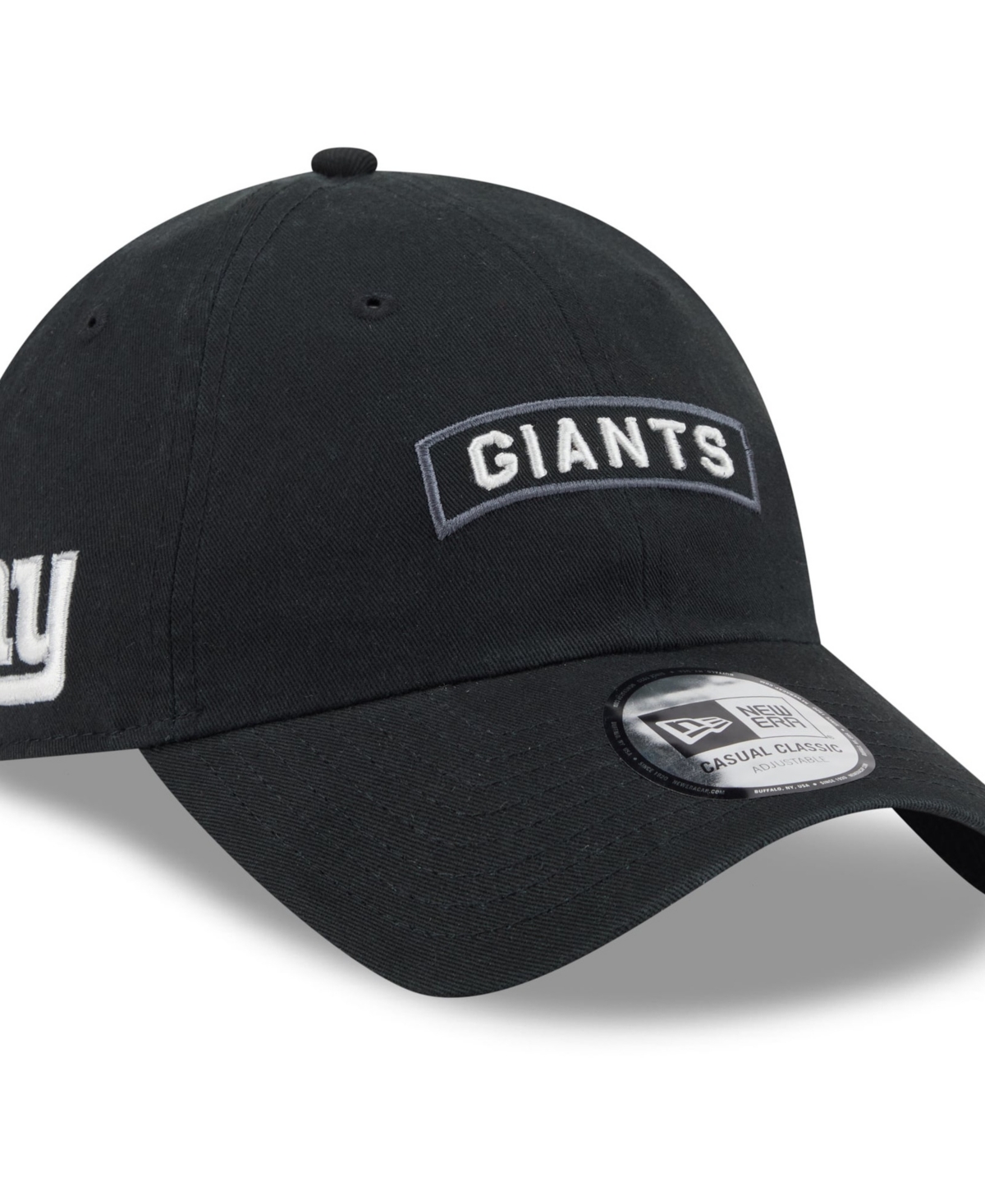 New Era Men's Black New York Giants 2026 Salute To Service Casual Classic Adjustable Hat - Black