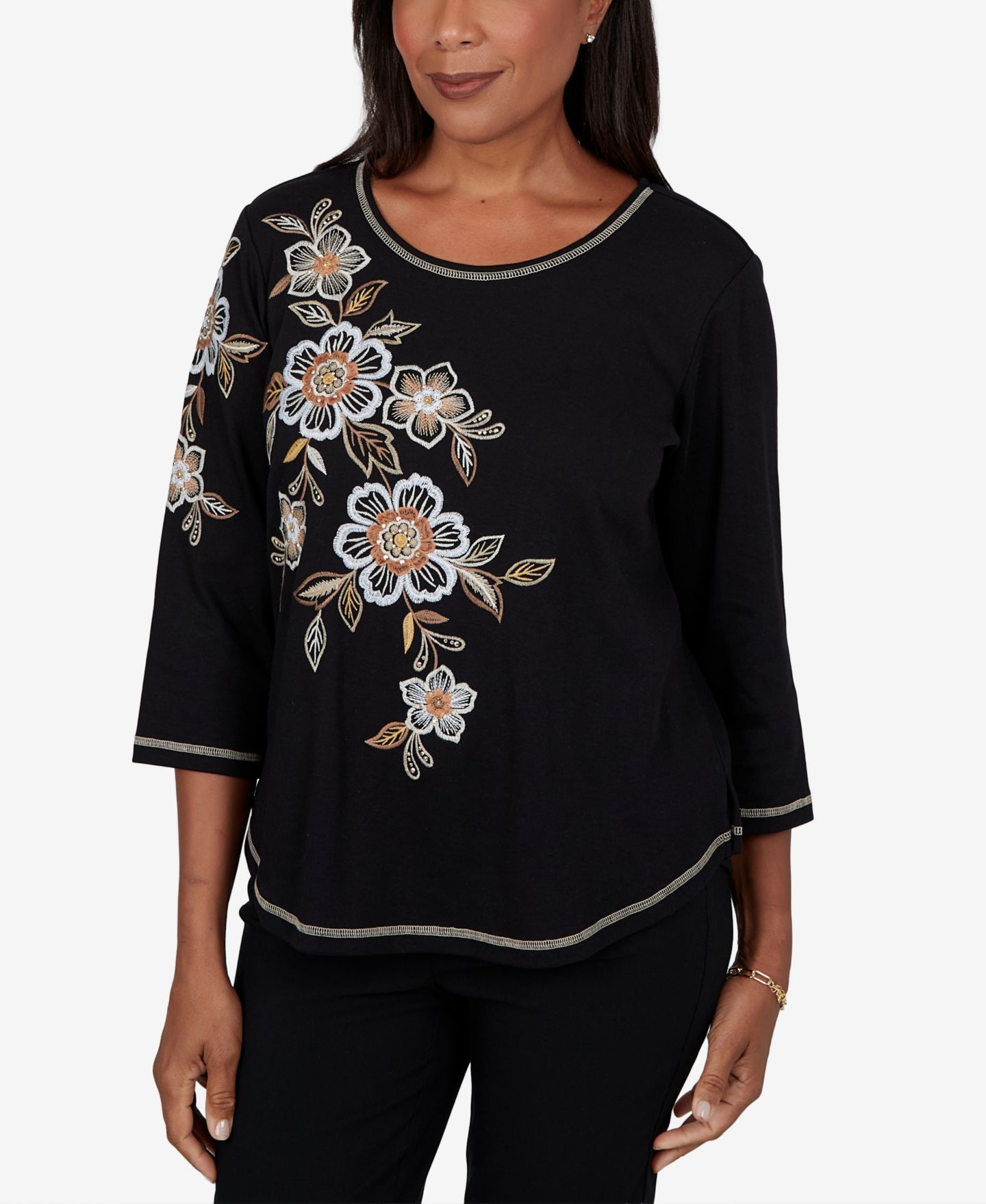 Женский топ Alfred Dunner Petite 3/4-Sleeve Floral Embroidered, цвет: Чёрный — фото 2