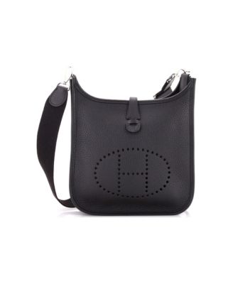 Pre-Owned HERMES 23 Evelyne Bag Gen III Clemence