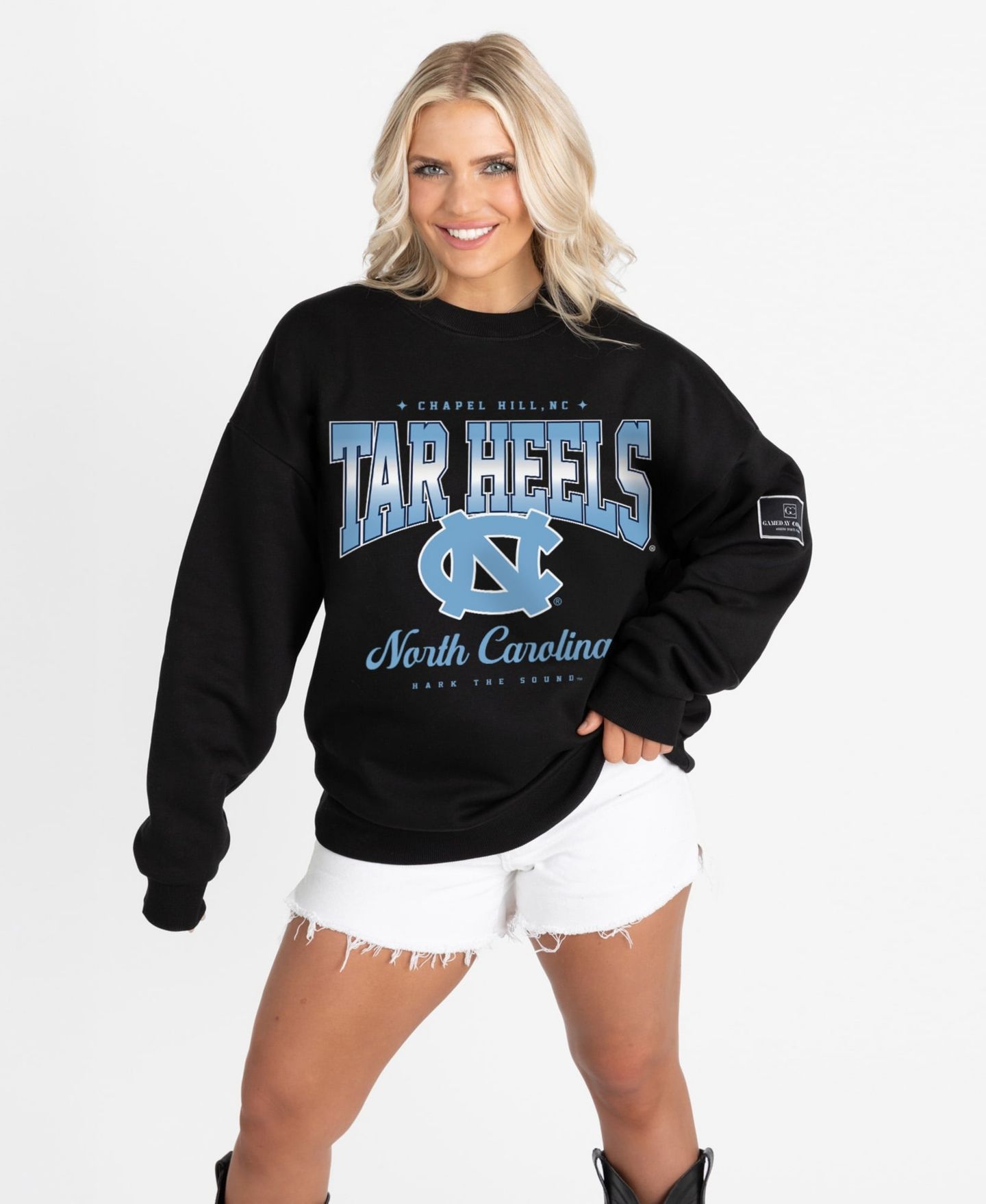 Женские толстовки Gameday Couture Black North Carolina Tar Heels Oversized Powerhouse Play Black Label Premium Fleece — фото 5
