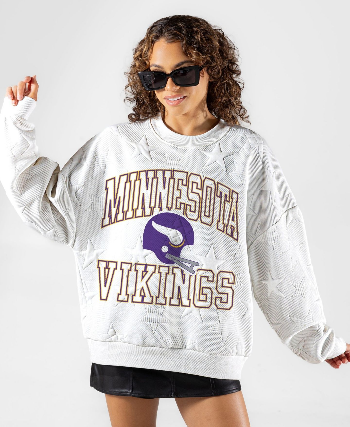 Женская толстовка Gameday Couture White Minnesota Vikings Big Play Energy Tonal Star Embossed — фото 4