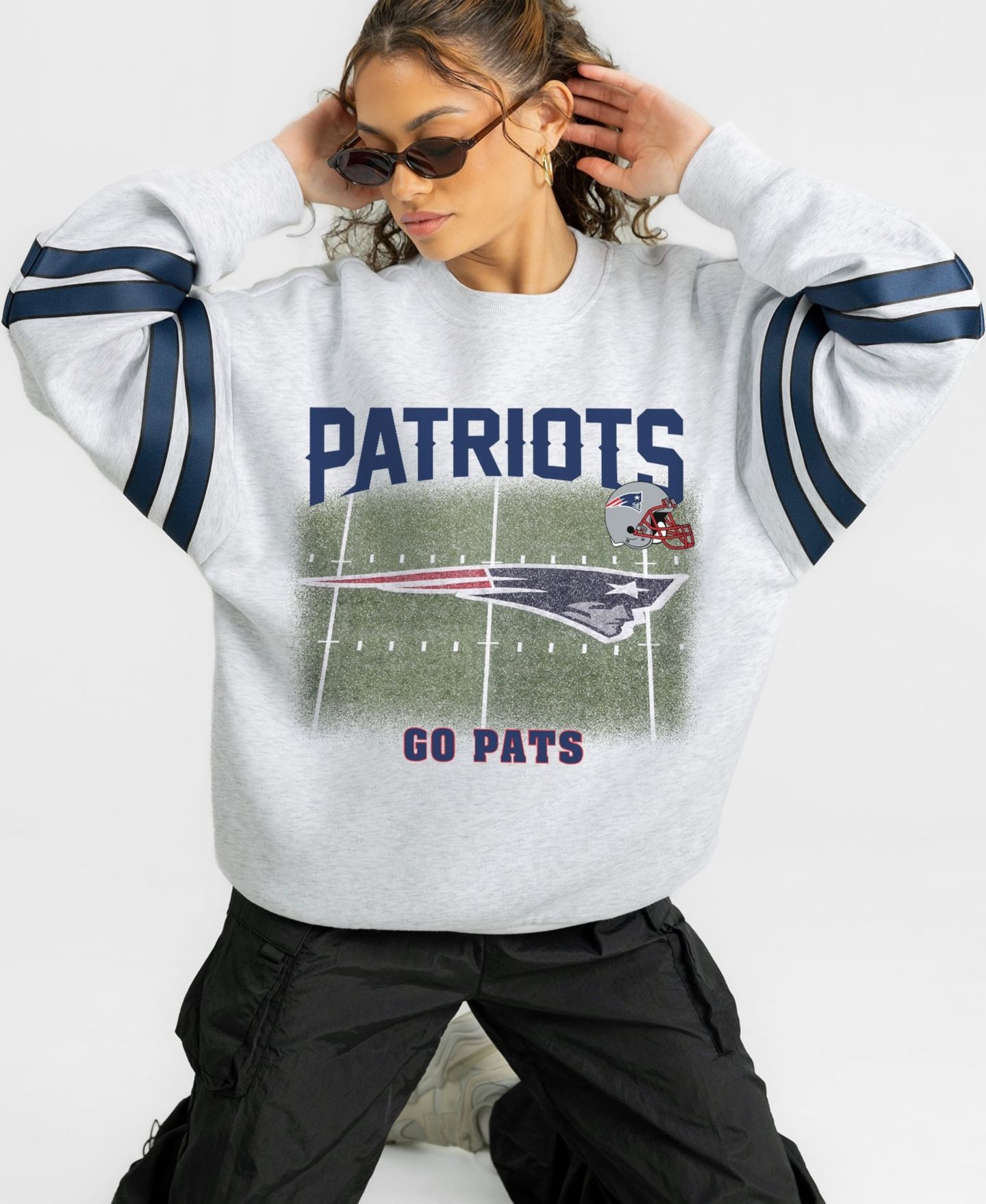 Женская толстовка Gameday Couture Ash New England Patriots Off the Grid Oversized Fleece — фото 4
