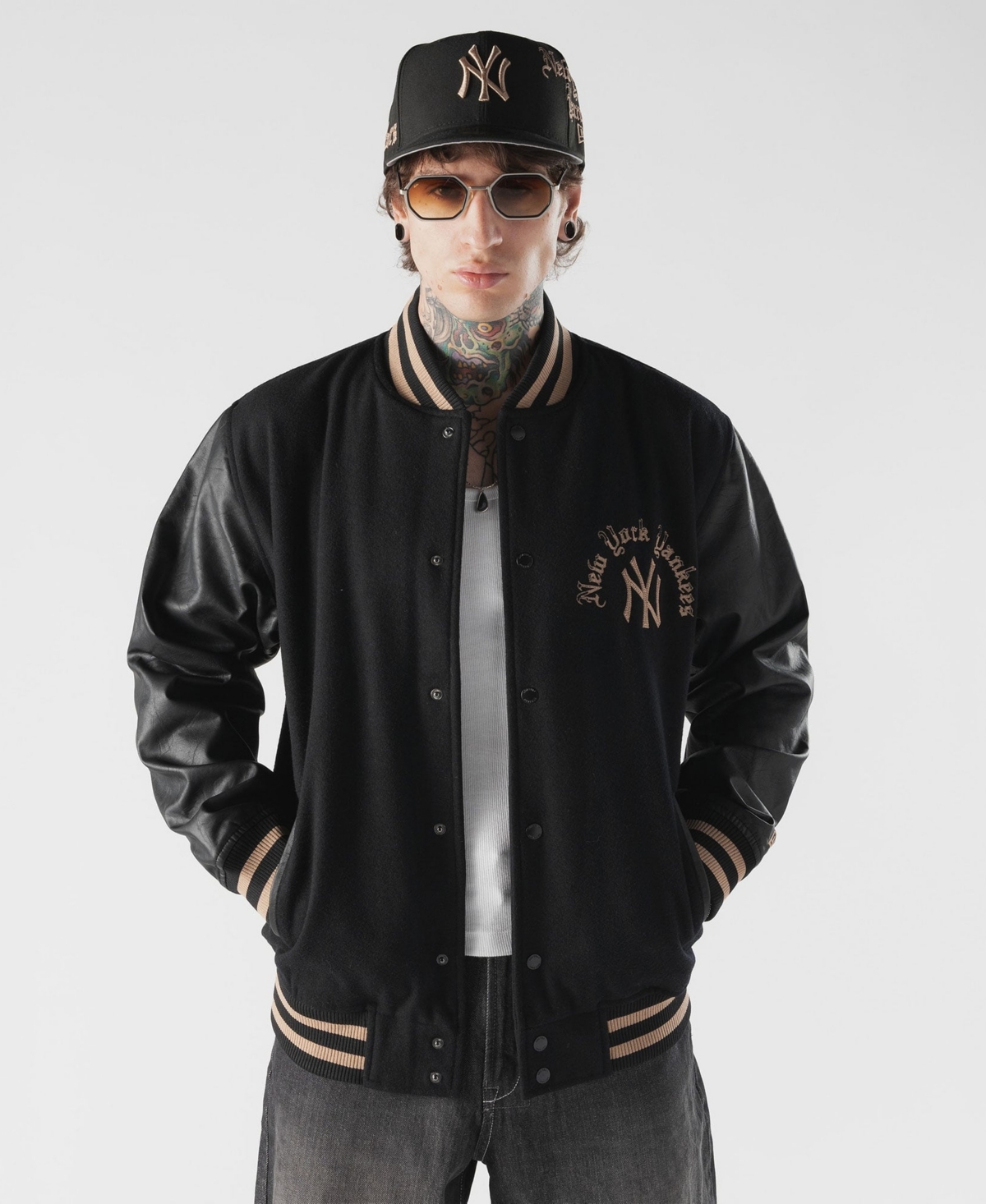 New Era Men's Black New York Yankees Heritage Gothic Lettering Full-Snap Varsity Jacket - Black