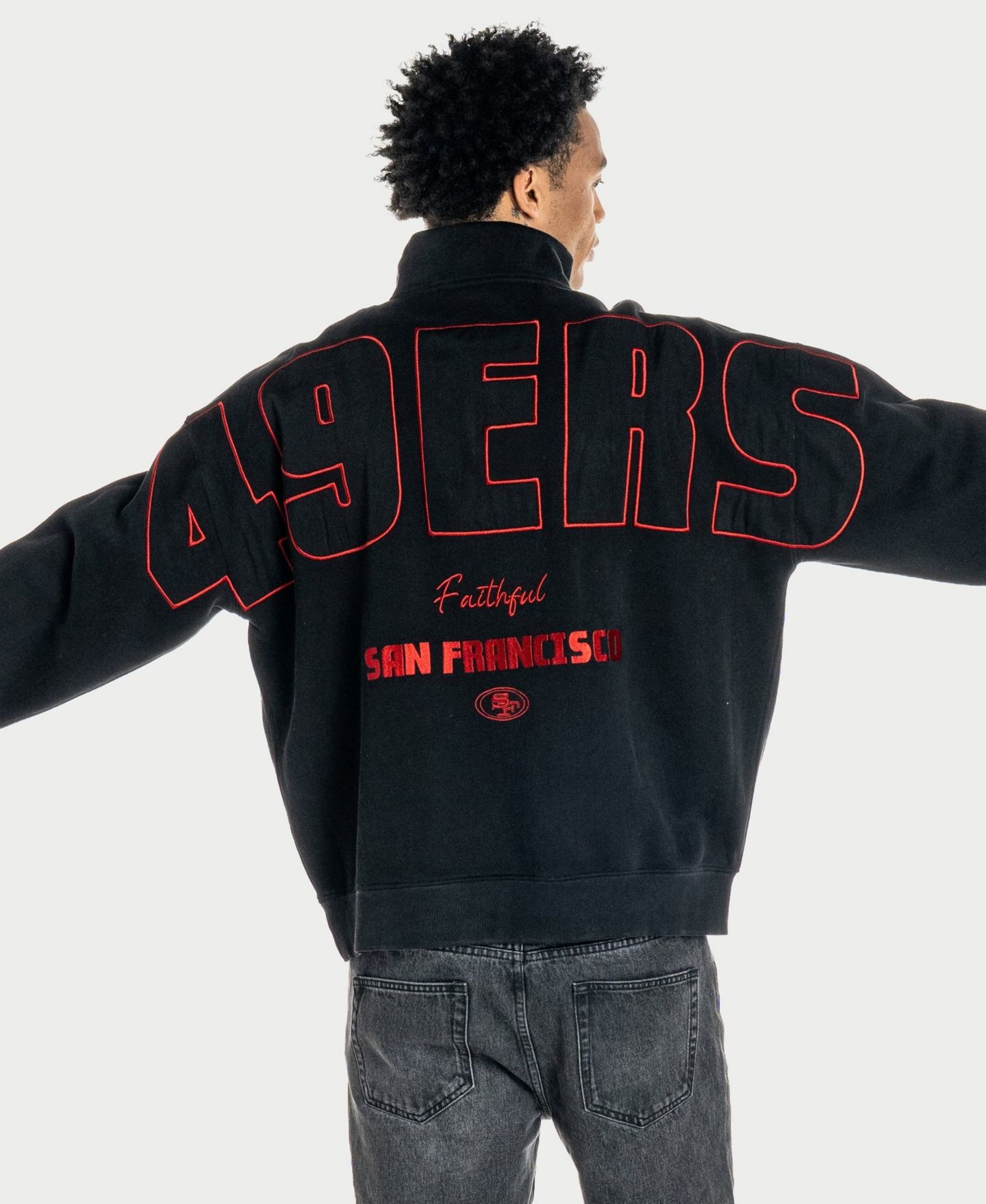 Свитер The Wild Collective Black San Francisco 49ers Boxy Quarter-Zip Fleece Pullover — фото 2