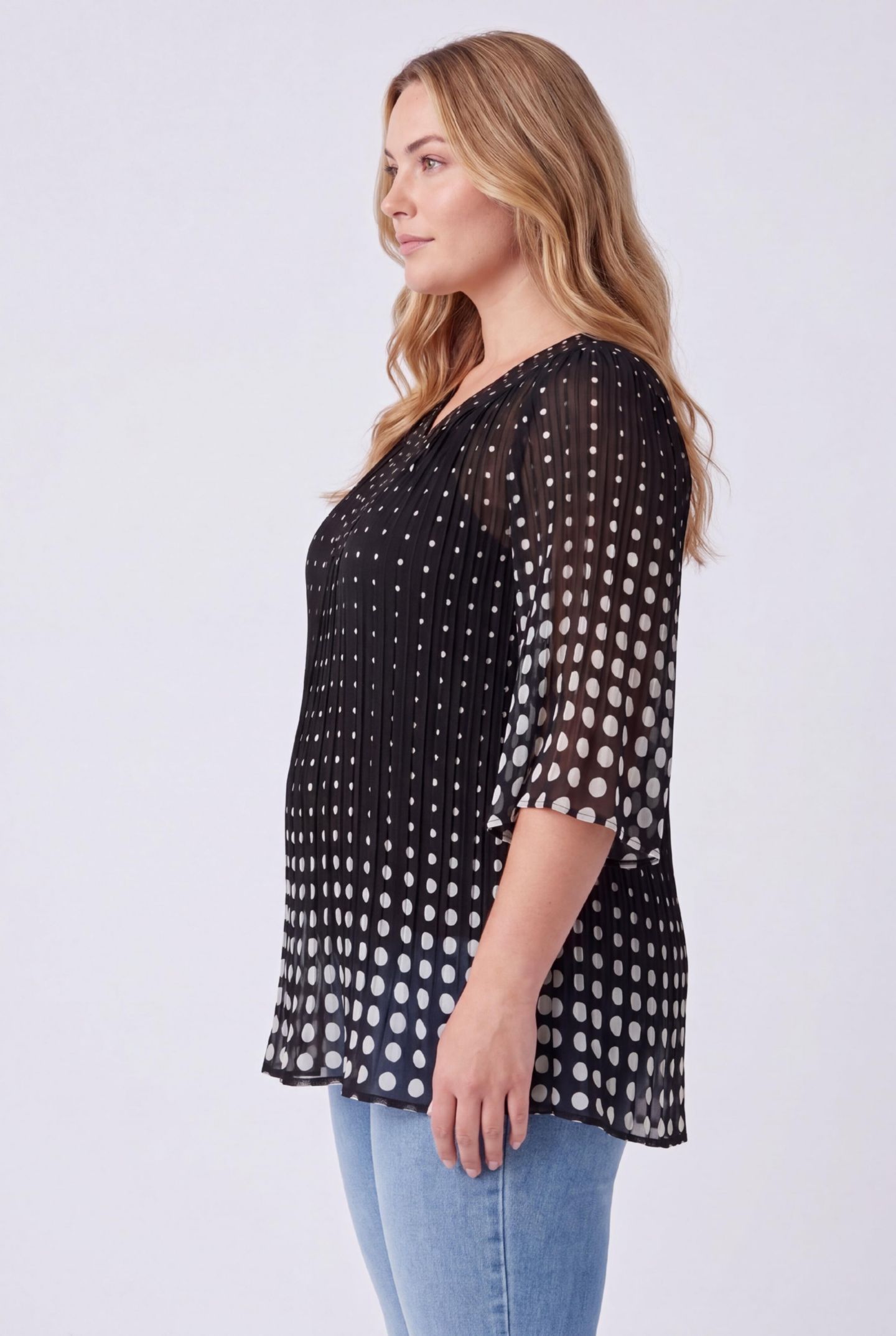 Женская блузка Woman Within Within Embellished Pleated, цвет: Чёрный градиентный — фото 4