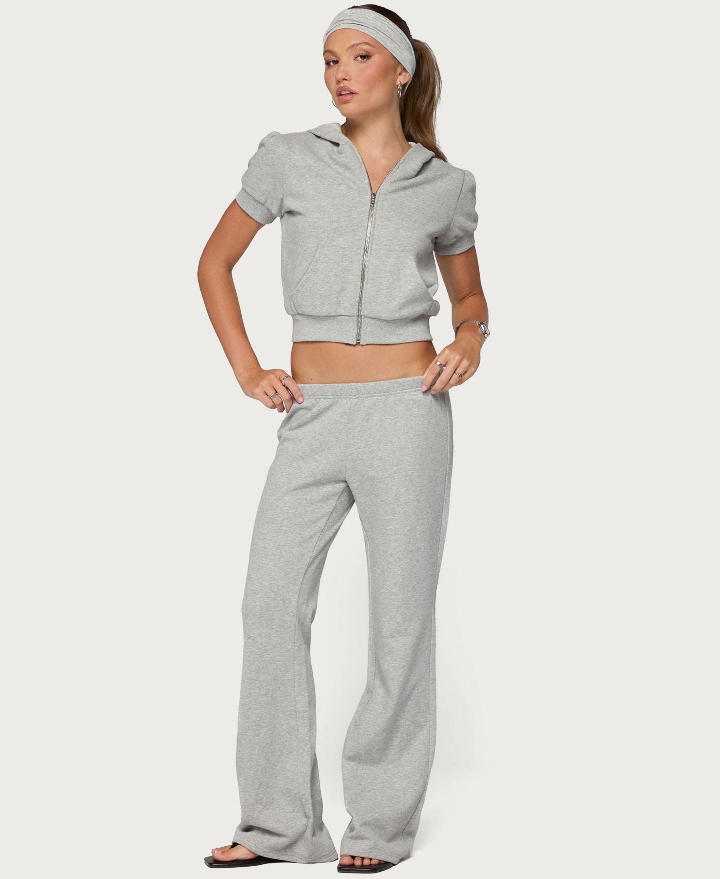 Женский топ Edikted Rachel Short-Sleeve Hooded Cropped, цвет: Серый меланжевый — фото 2