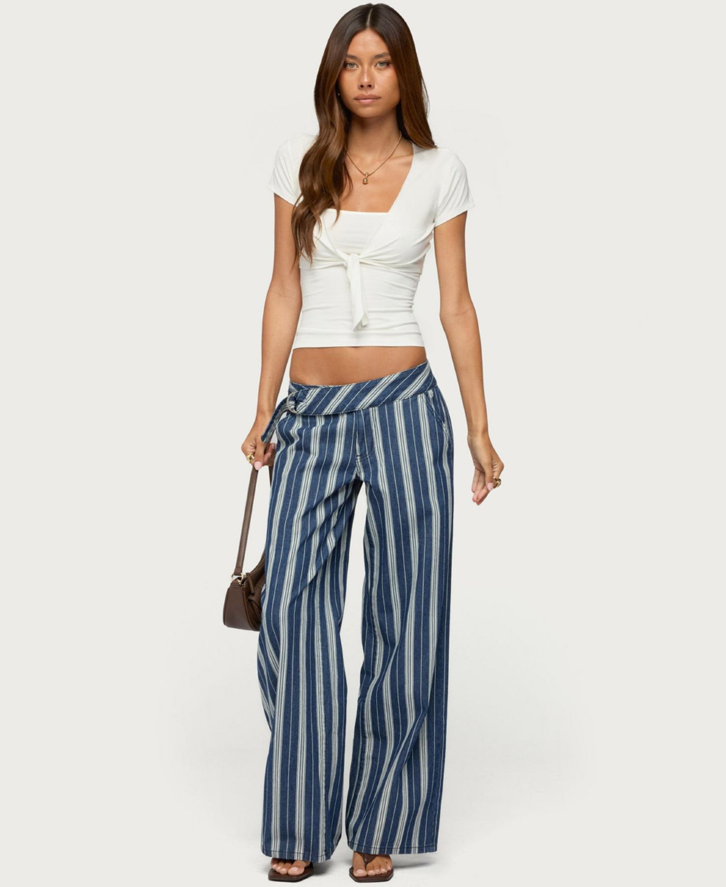 Женские джинсы Edikted Low-Rise Striped Baggy, цвет: Синий белый — фото 5