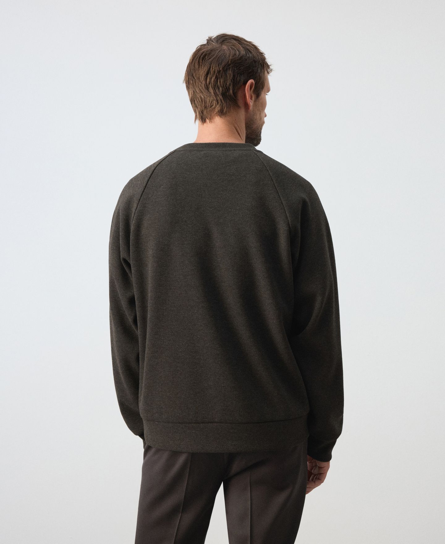Мужская толстовка Mango Sudadera Pom Crewneck Pullover, цвет: Коричневый — фото 5