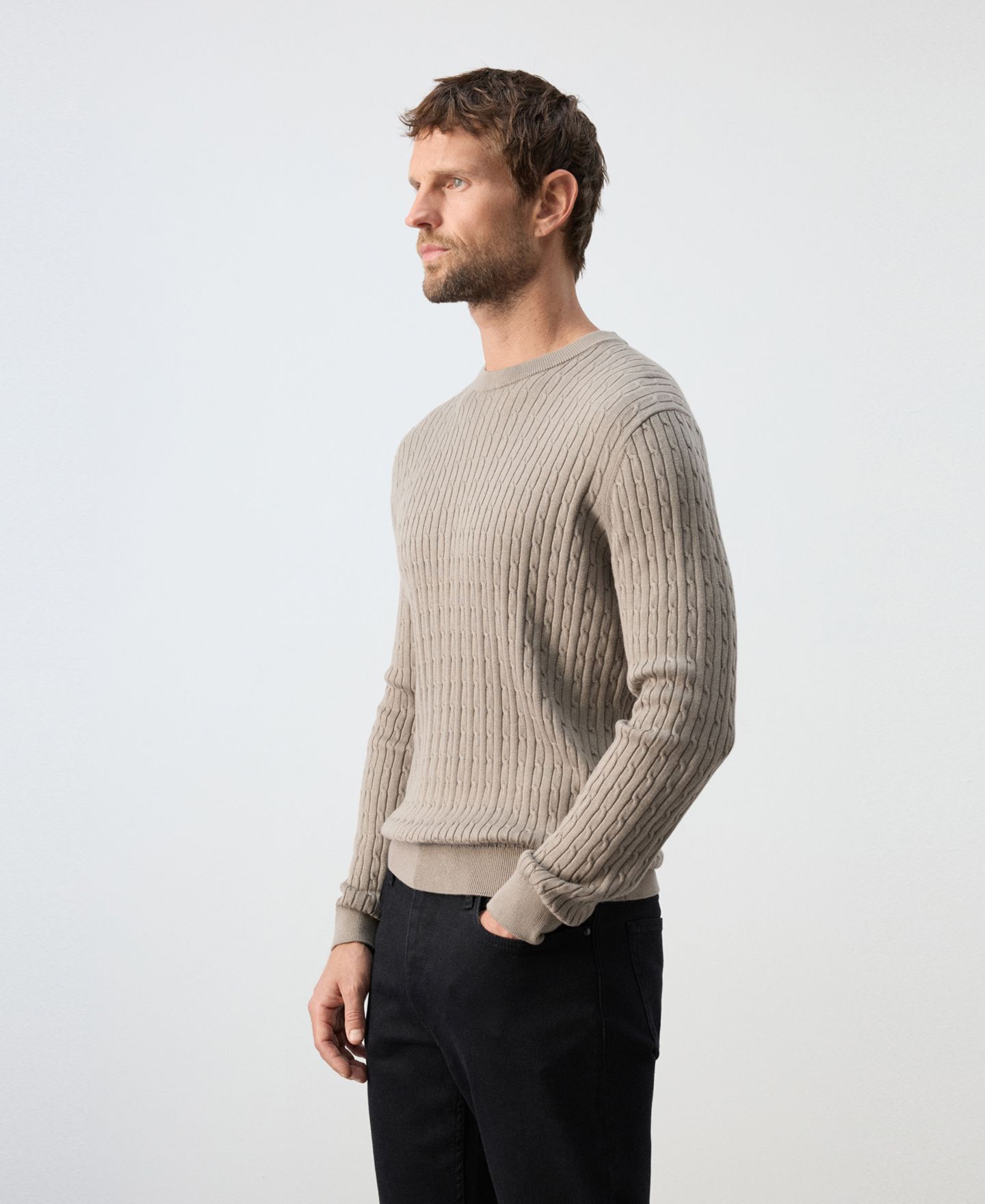 Мужской свитер Mango Mars Cable-Knit Crewneck, цвет: Норковый серый — фото 6