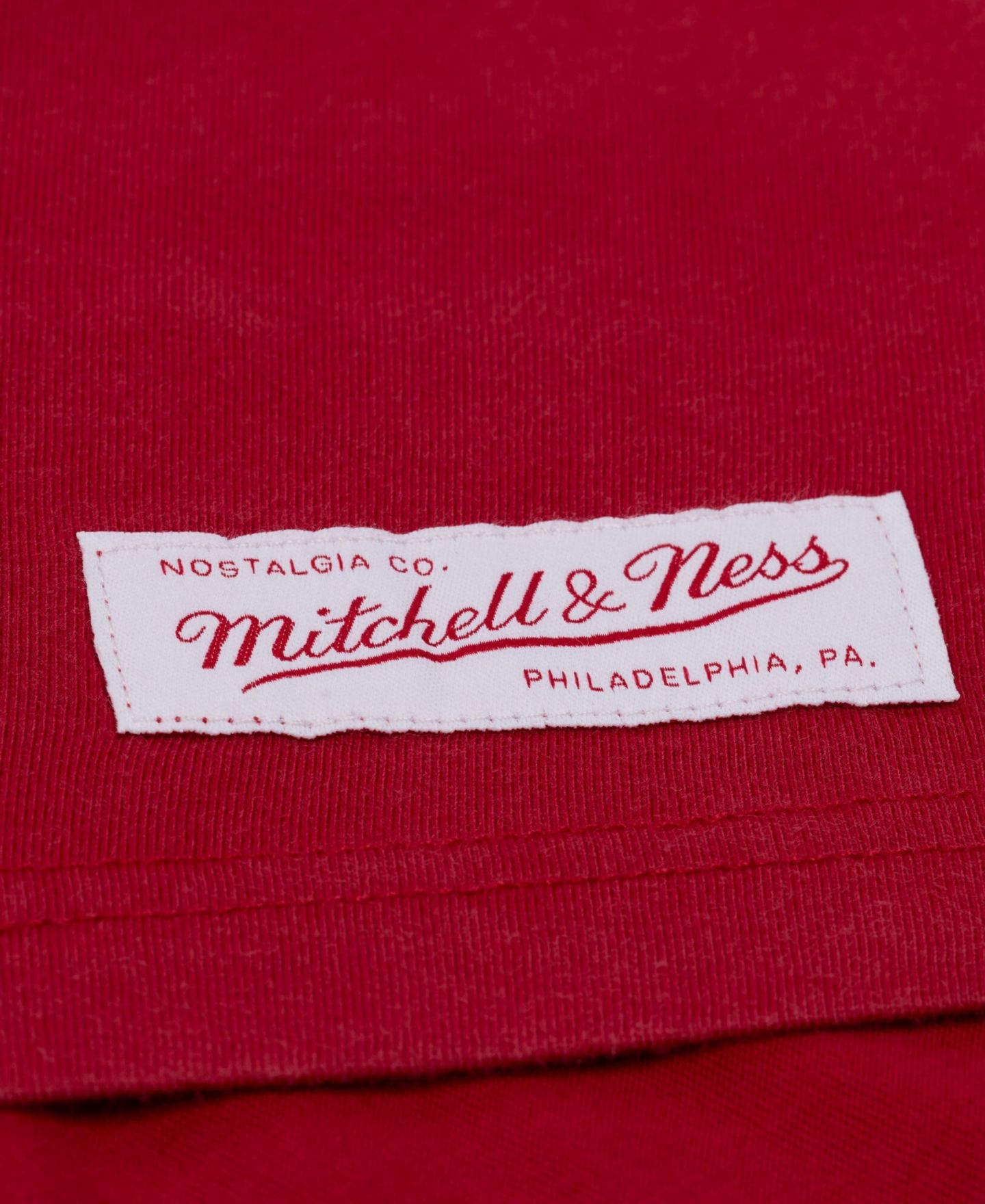 Мужская футболка Mitchell & Ness Mitchell Ness Red Atlanta Falcons Core Essentials Micro Logo — фото 4