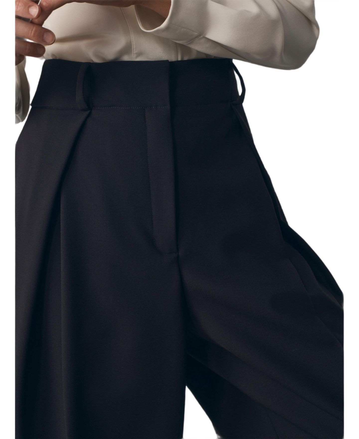 Женские брюки The Fold Cortona Pleated High-Waisted Wide-Leg Wool-Blend, цвет: Тёмно-синий — фото 4
