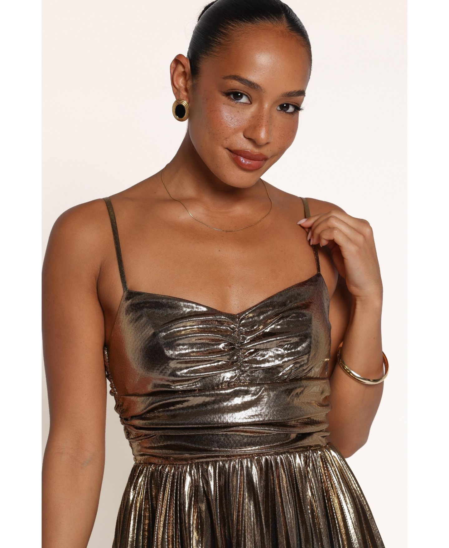 Женское платье Petal and Pup Reina Metallic Sweetheart Fit & Flare Mini, цвет: Золотой — фото 5