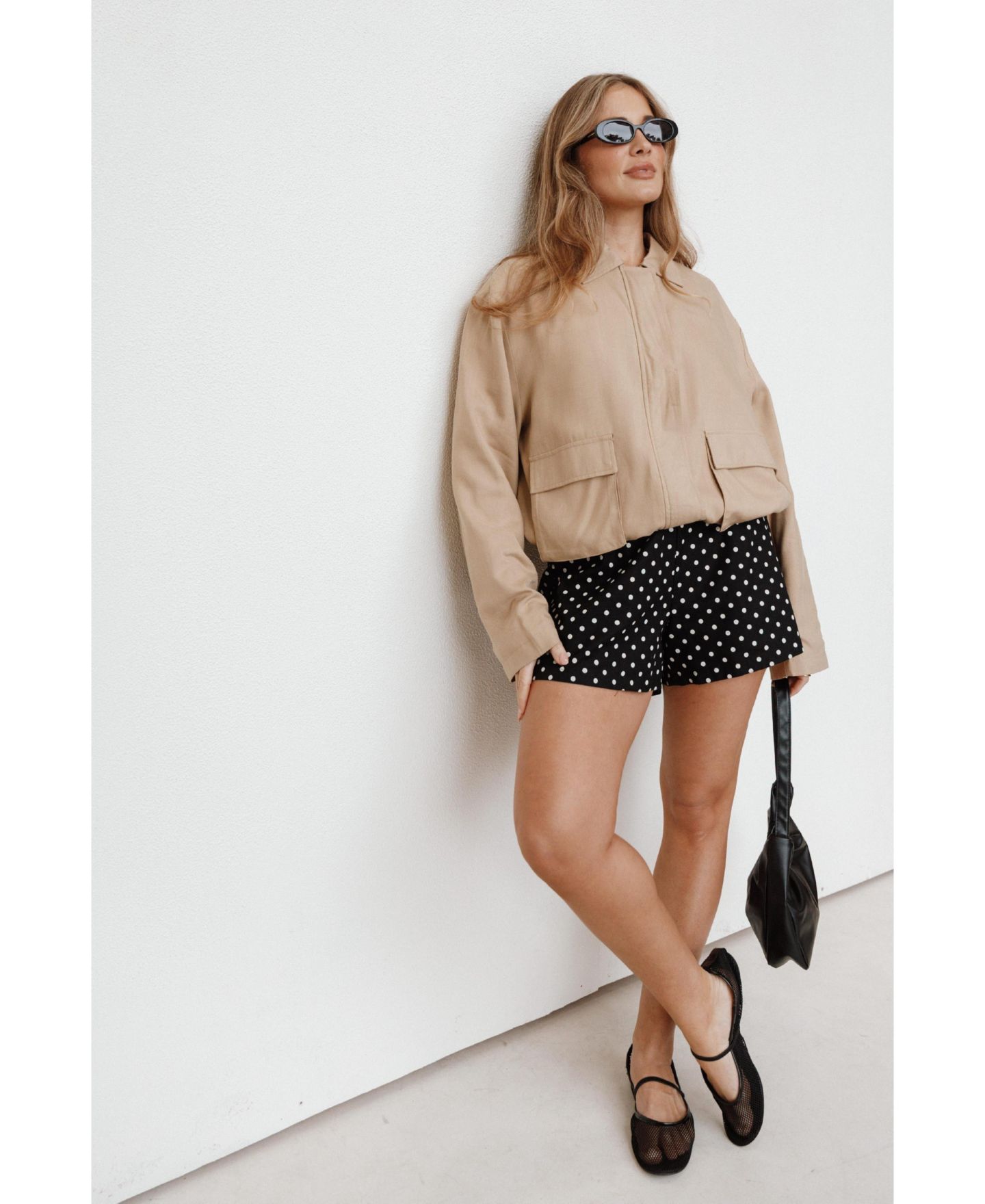 Женская куртка Petal and Pup Julie Bubble-Hemline Long-Sleeve, цвет: Бежевый — фото 7