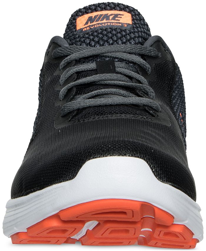 revolution 3 running shoes
