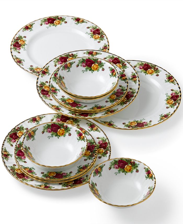 Royal Albert Old Country Roses 12-Piece Set Service For 4 