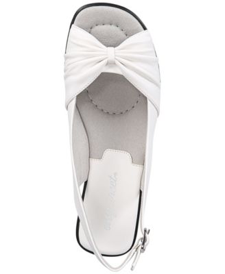 easy street fantasia sandals