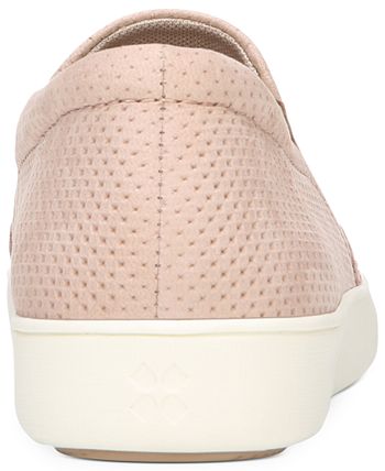 naturalizer marianne leather sneakers