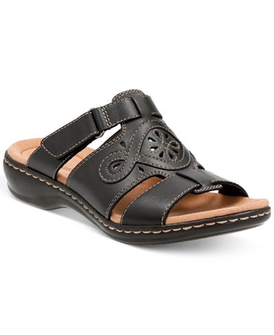 Clarks Collection Women's Leisa Higley Flat Sandals