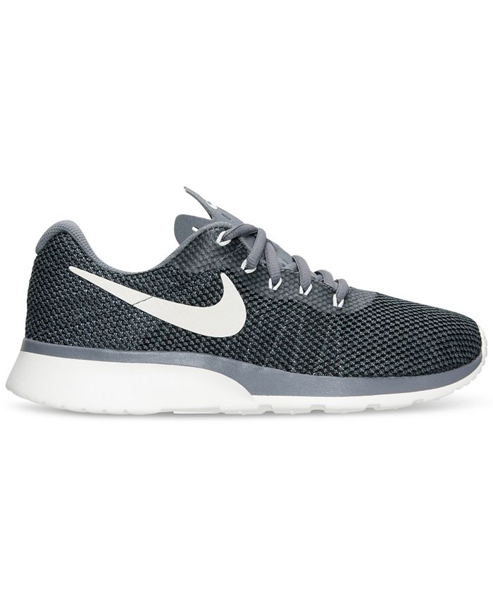 tanjun racer nike womens