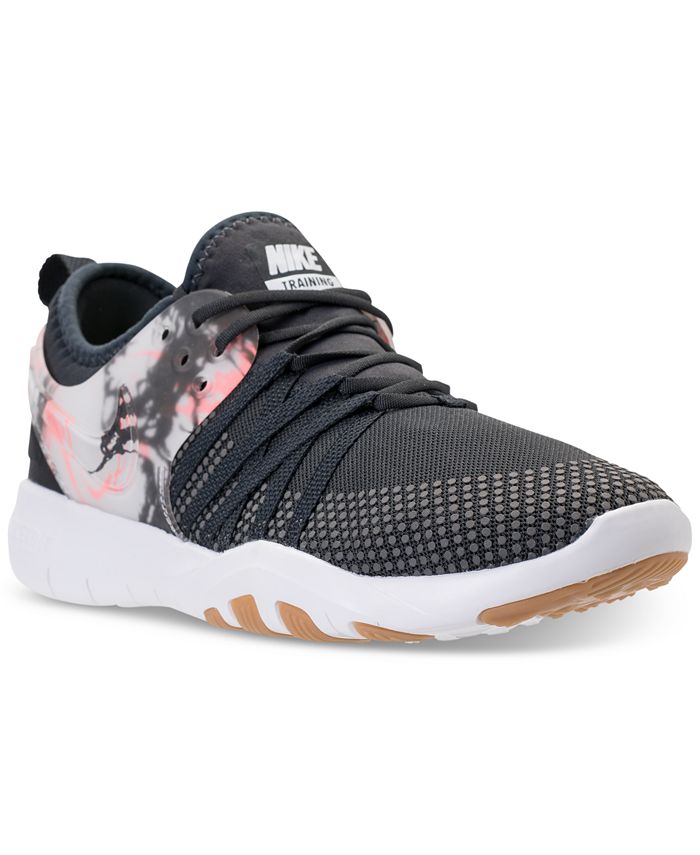 nike women's free tr 7 training shoes